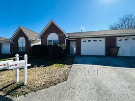 804 Garcia Way in Knoxville, TN - Building Photo