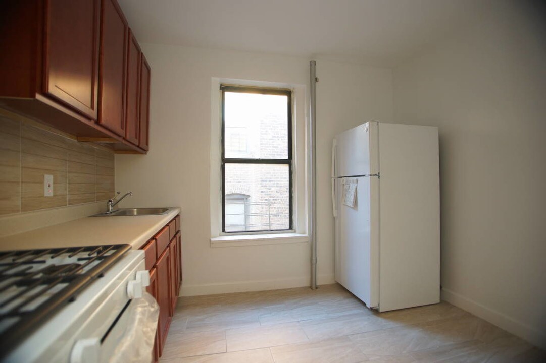1686 Clay Ave in Bronx, NY - Building Photo