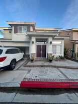 14 French Ct in Westminster, CA - Building Photo