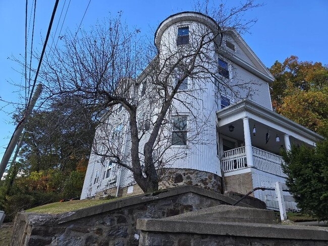 197 Chestnut Ave in Waterbury, CT - Building Photo - Building Photo