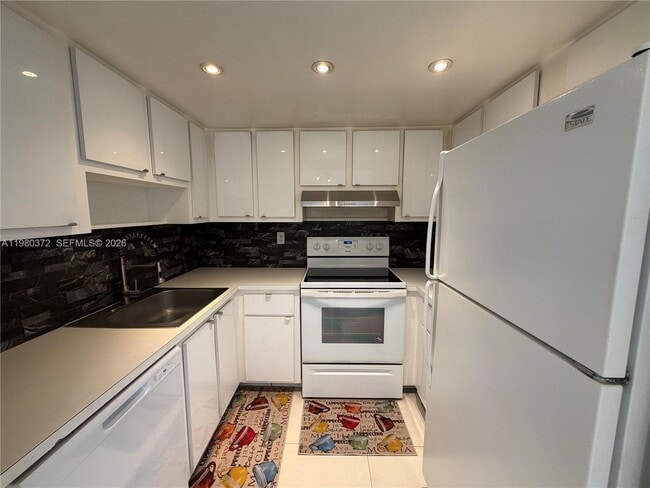 1400 NE 54th St in Fort Lauderdale, FL - Building Photo - Building Photo