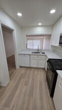 3525 Lebon Dr in San Diego, CA - Building Photo - Building Photo