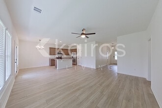 104 Rainfall Ln in Carencro, LA - Building Photo - Building Photo