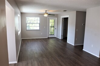 11616 Baywood Meadows Dr in New Port Richey, FL - Building Photo - Building Photo