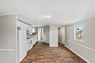 3765 Burgaw Hwy in Jacksonville, NC - Building Photo - Building Photo