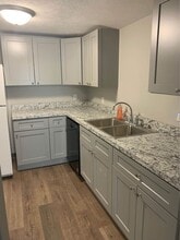 1004 Peach St in Lincoln, NE - Building Photo - Building Photo
