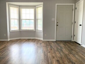 1013 Mile High Dr in Clarksville, TN - Building Photo - Building Photo