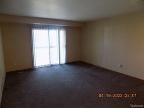 15246 Ashley Ct in Macomb, MI - Building Photo - Building Photo