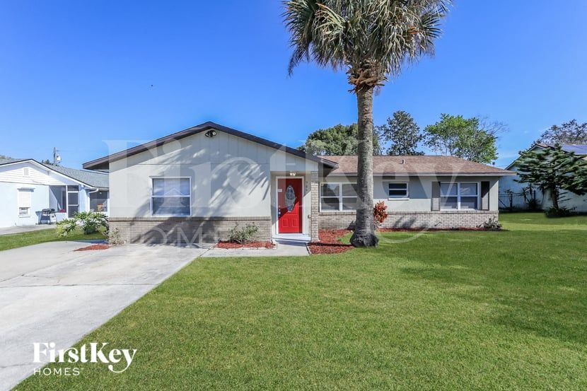 786 Vercelli St in Deltona, FL - Building Photo