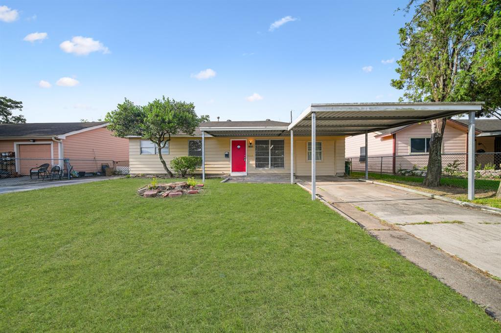 10506 Barada St in Houston, TX - Building Photo