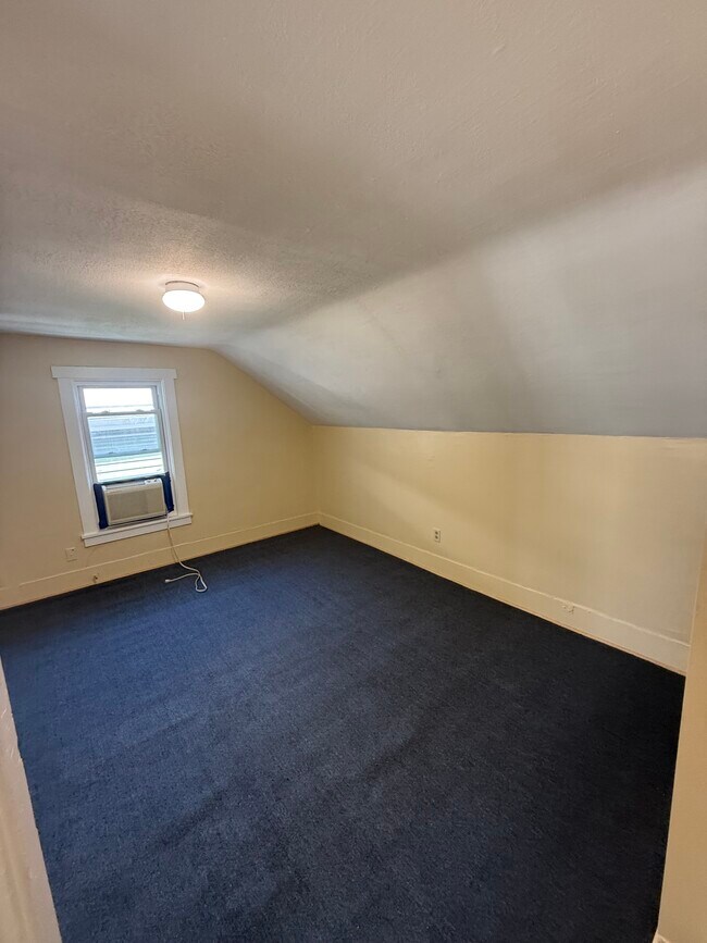 153 Hamilton St in Cambridge, MA - Building Photo - Building Photo