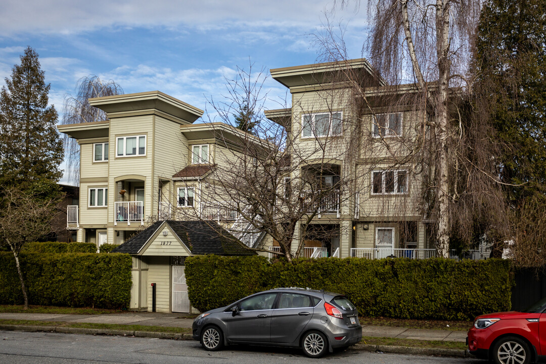 Beatrice Terrace in Vancouver, BC - Building Photo