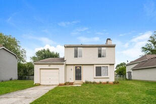 907 Coolee Ln in Indianapolis, IN - Building Photo