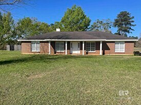 35405 Pine Rd S in Stapleton, AL - Building Photo