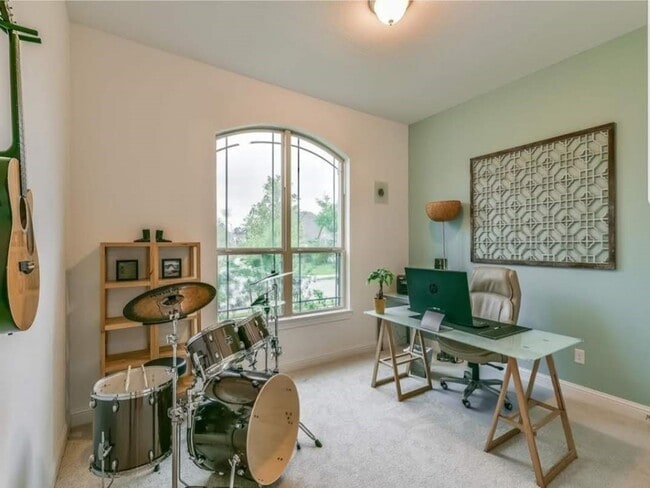 property at 13326 Lake Chesdin Rd