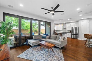 507 Franklin Blvd in Austin, TX - Building Photo