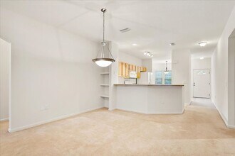 3750 Silver Bluff Blvd in Orange Park, FL - Building Photo - Building Photo