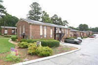 Tara Woods Apartments photo'