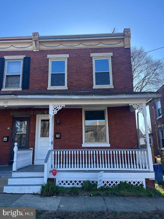 property at 20 Laurel St