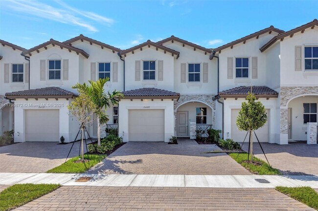 property at 2408 SE 29th St