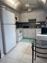 415 Saxony Way in Delray Beach, FL - Building Photo - Building Photo