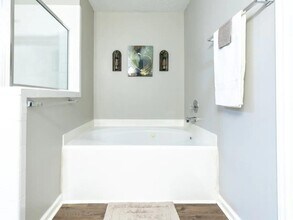 2005 Village Park Dr in Missouri City, TX - Building Photo - Building Photo