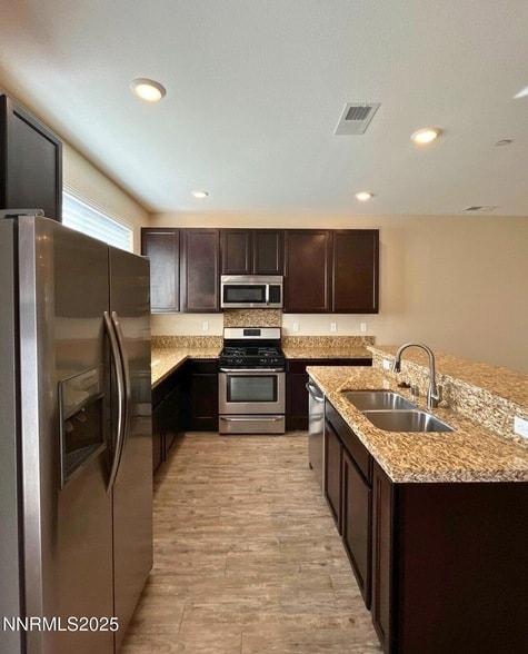 4769 Bougainvillea Cir in Sparks, NV - Building Photo - Building Photo