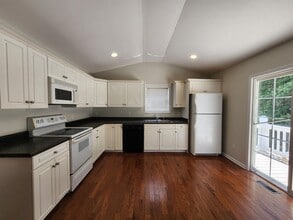 916 Bill Smith Rd in Cookeville, TN - Building Photo - Building Photo
