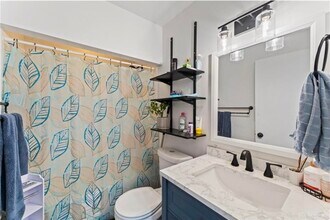 1630 Falke Dr in Dayton, OH - Building Photo - Building Photo