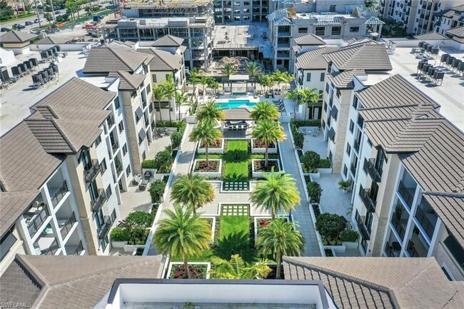 1135 3rd Ave S, Unit 206 in Naples, FL - Building Photo - Building Photo