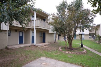 The Grove at Nolan Creek in Belton, TX - Building Photo - Building Photo