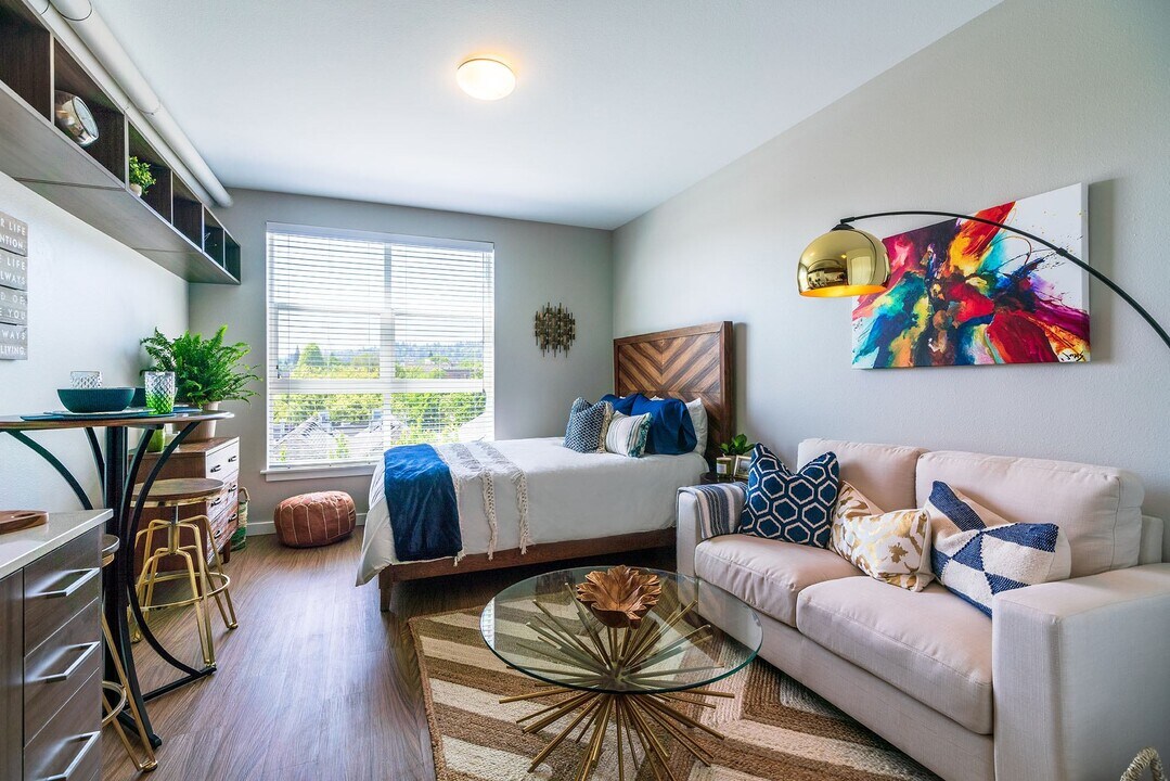 The Thornton in Portland, OR - Building Photo