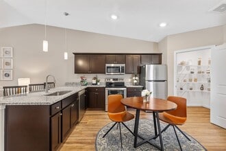 Redwood Obetz in Groveport, OH - Building Photo - Building Photo