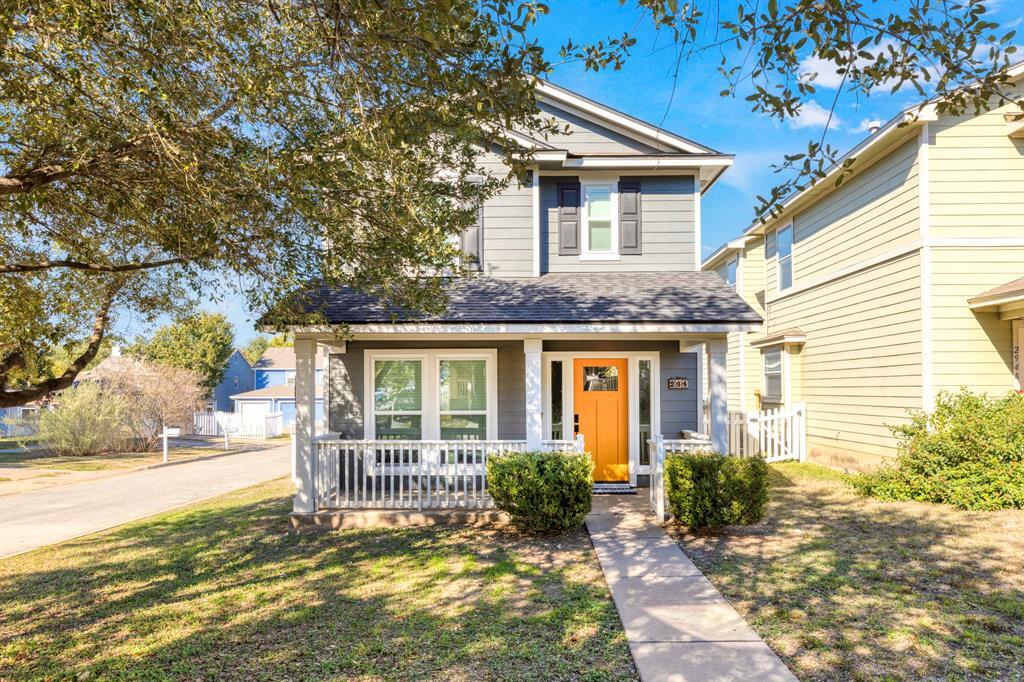 284 Michaelis Rd in Kyle, TX - Building Photo