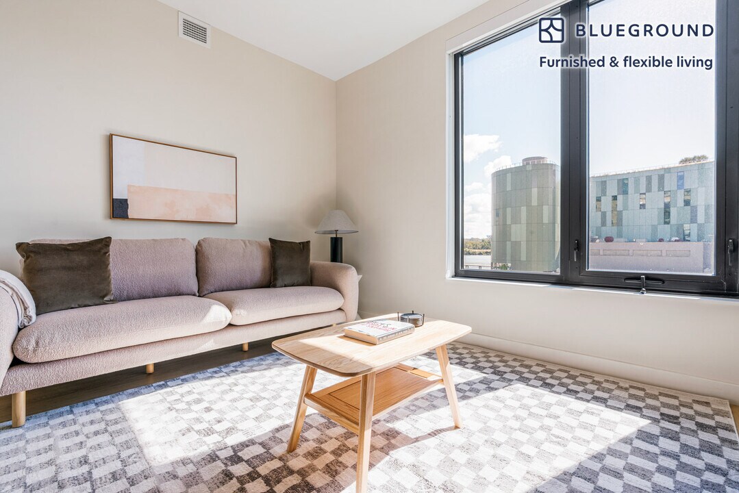 1300 Yards Pl SE in Washington, DC - Building Photo