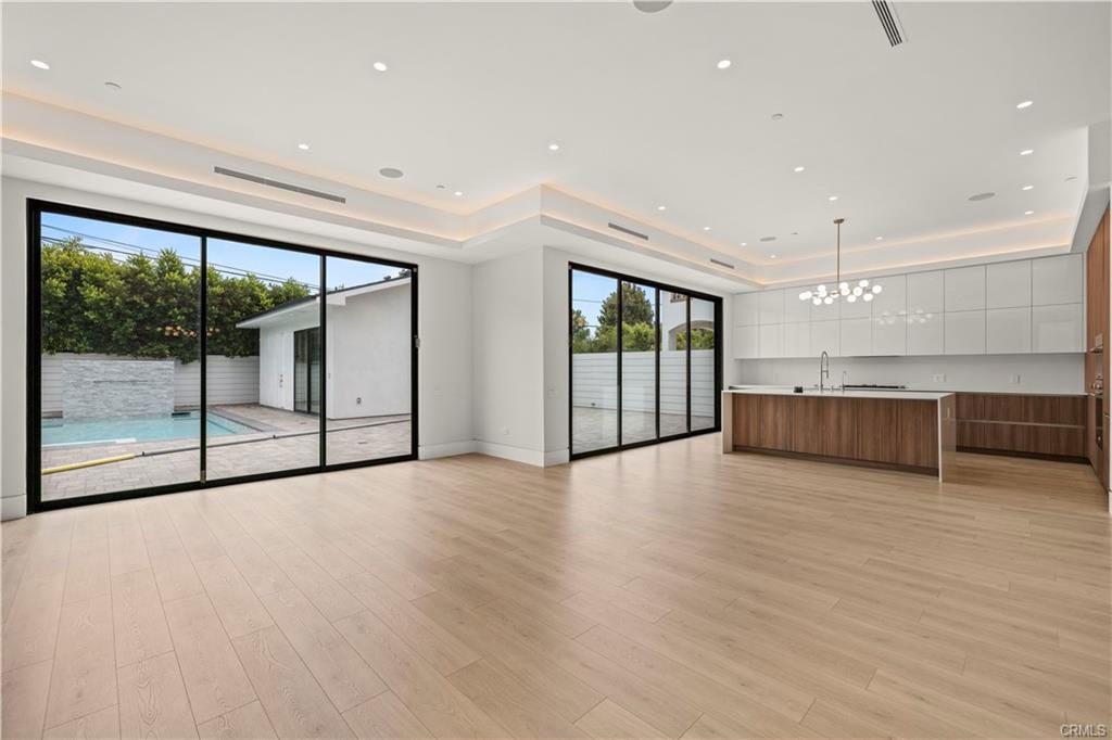 4532 Katherine Ave in Los Angeles, CA - Building Photo