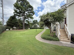 1002 Stones Throw Dr NW in Huntsville, AL - Building Photo - Building Photo