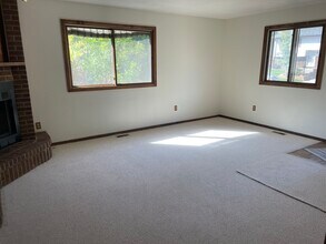 2252 Austin Ct in Loveland, CO - Building Photo - Building Photo