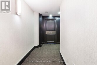 38 Elm St in Toronto, ON - Building Photo - Building Photo