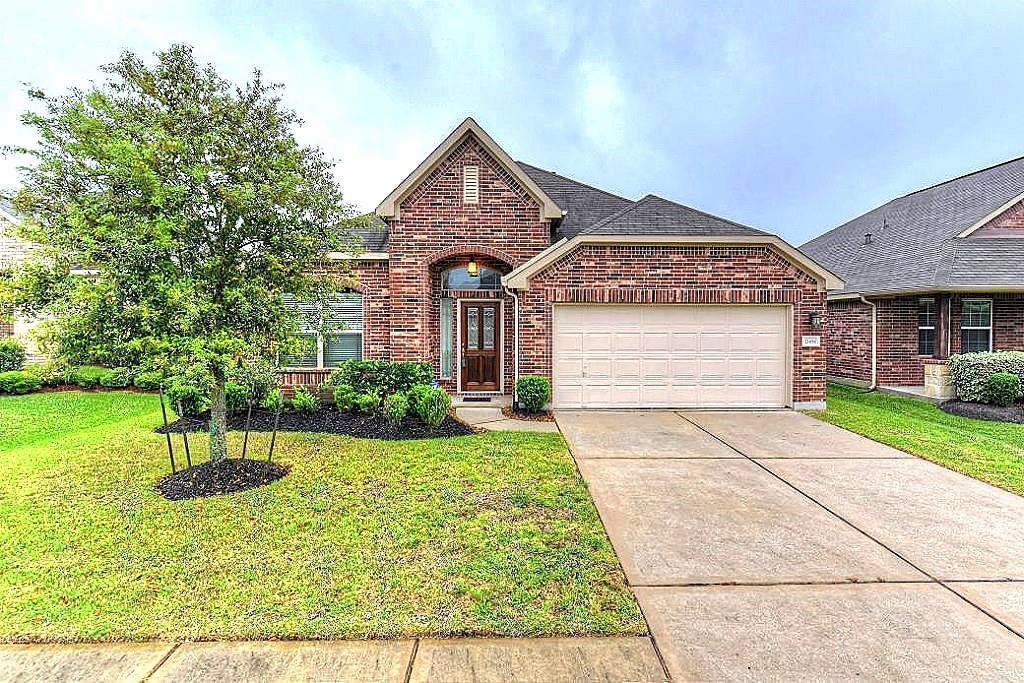 21494 Kings Bend Dr in Kingwood, TX - Foto de edificio