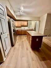 18250 N Cave Creek Rd in Phoenix, AZ - Building Photo - Building Photo