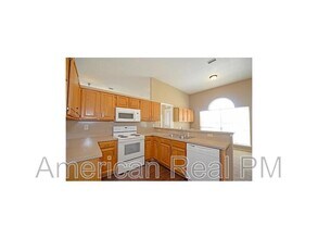 1518 High Pointe Ln in Cedar Hill, TX - Foto de edificio - Building Photo