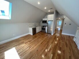 158 Morrison Ave, Unit 3 in Somerville, MA - Building Photo
