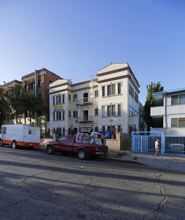 Leeward Apartments in Los Angeles, CA - Foto de edificio