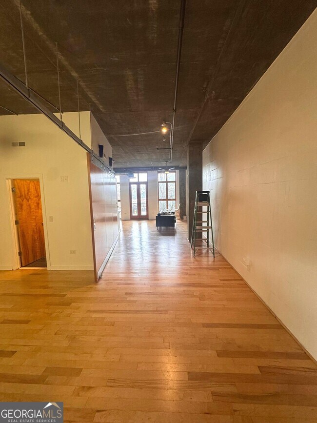 2 Peachtree St NW in Atlanta, GA - Building Photo - Building Photo