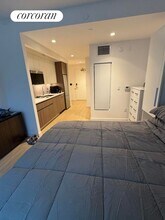 550 10th Ave in New York, NY - Building Photo - Building Photo
