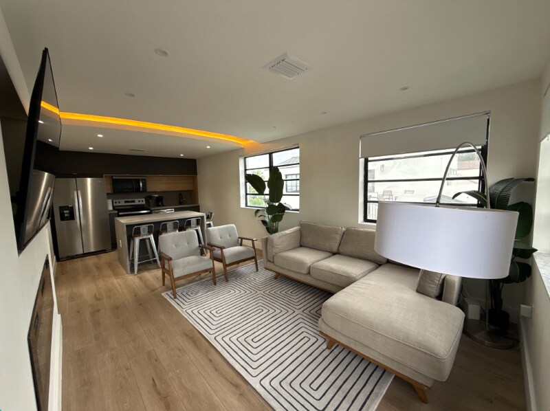 1716 SW 11th St in Miami, FL - Foto de edificio