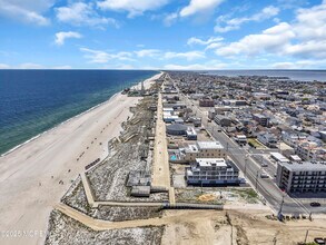 62 Sherman Ave in Seaside Heights, NJ - Building Photo - Building Photo