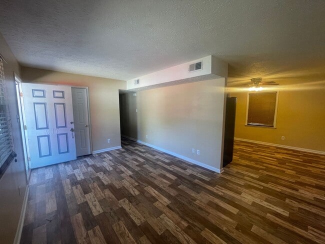 917 Johnson St in Raeford, NC - Building Photo - Building Photo