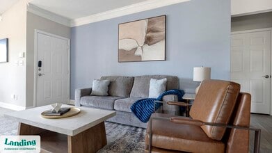 100 Crossing Blvd in Mcdonough, GA - Foto de edificio - Building Photo